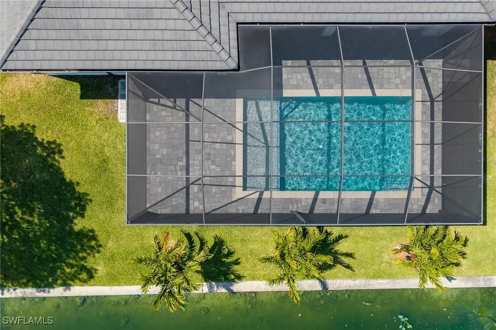 1625 NE 5th Terrace Cape Coral FL 33909