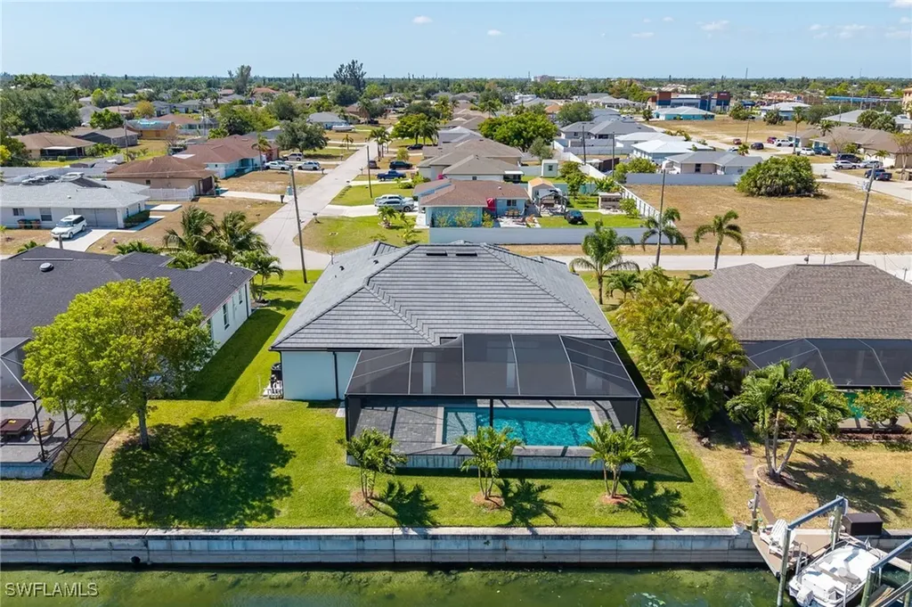 1625 NE 5th Terrace Cape Coral FL 33909