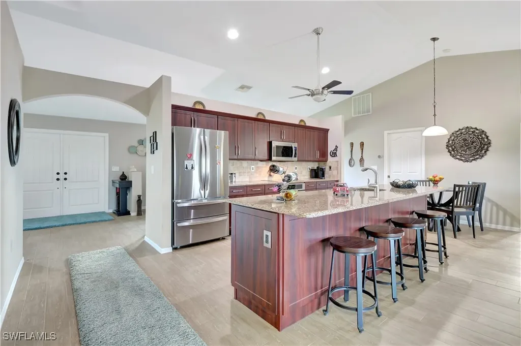 3510 NW 8th Terrace Cape Coral FL 33993