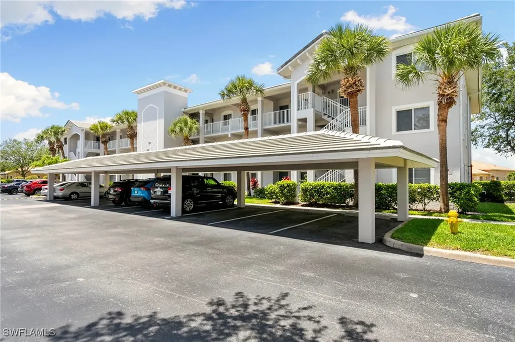 7839 Regal Heron Circle Naples FL 34104