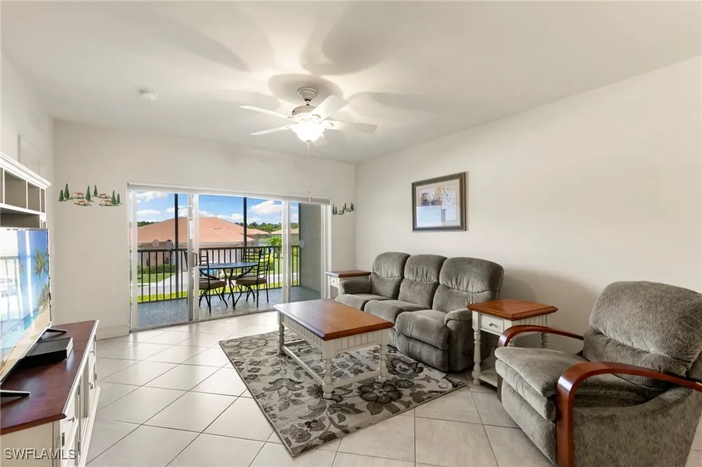 7839 Regal Heron Circle Naples FL 34104