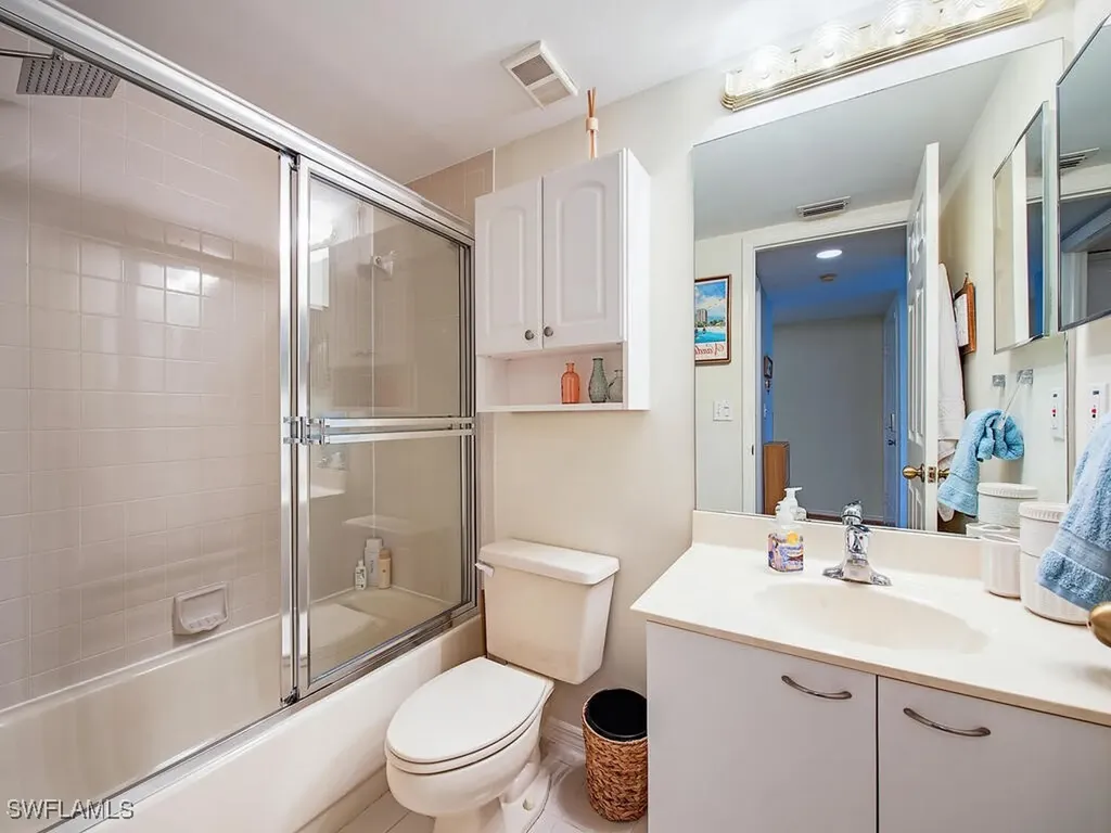 208 Furse Lakes Circle Naples FL 34104