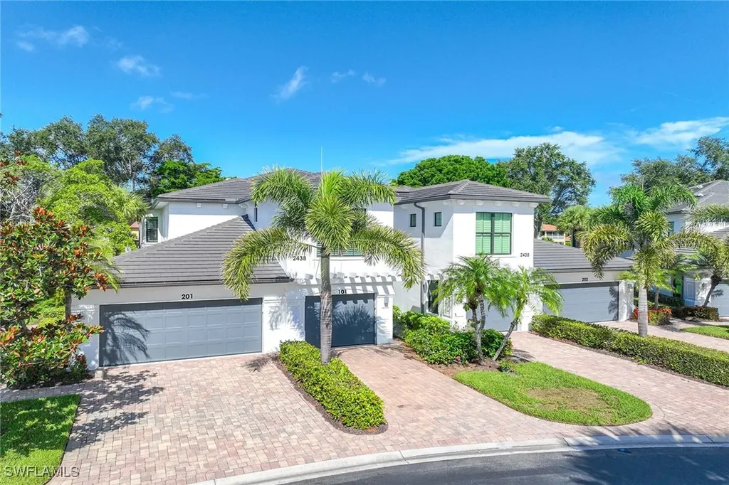 2432 Ravenna Boulevard Naples FL 34109