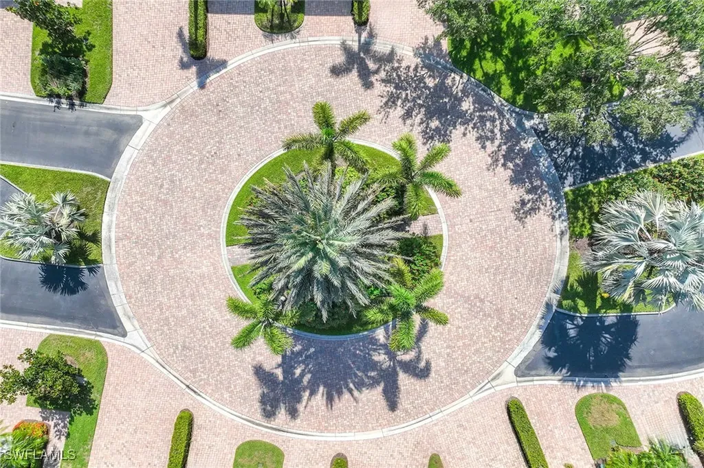 2432 Ravenna Boulevard Naples FL 34109