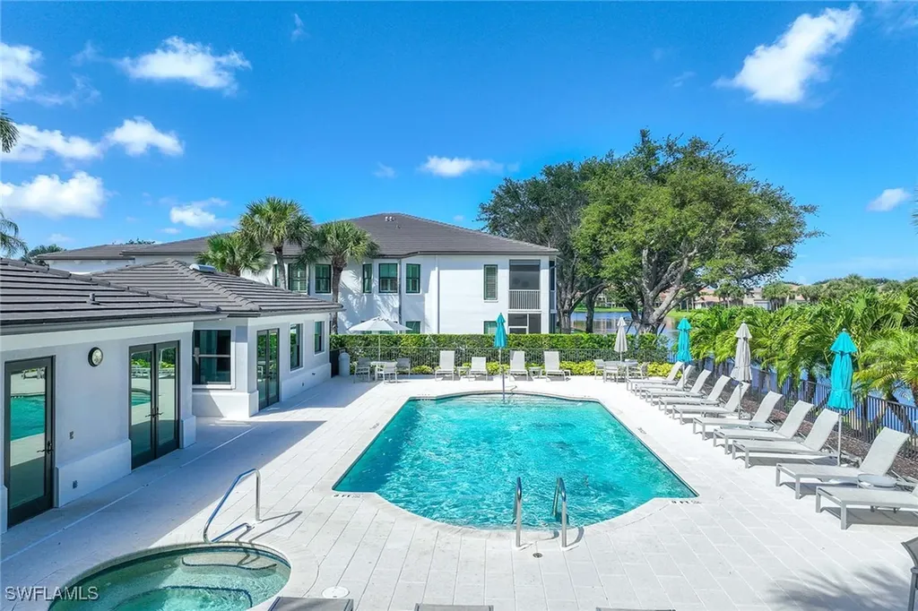 2432 Ravenna Boulevard Naples FL 34109