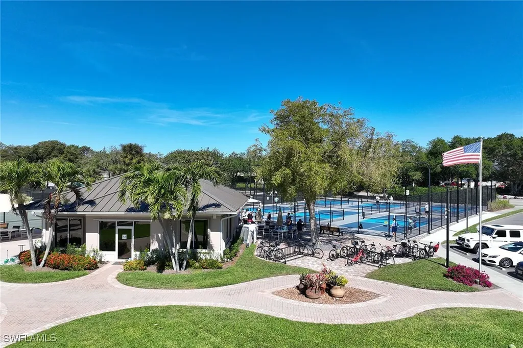 2432 Ravenna Boulevard Naples FL 34109