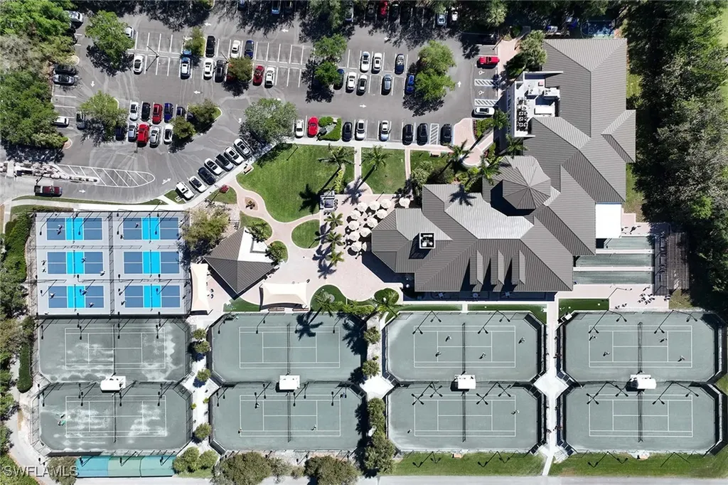 2432 Ravenna Boulevard Naples FL 34109