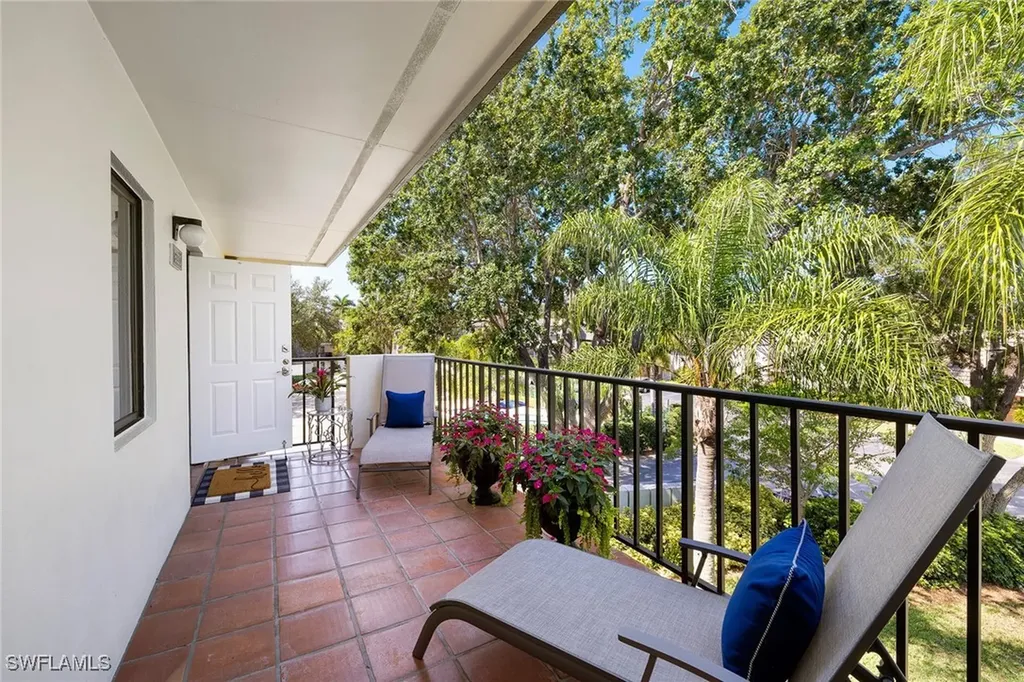 1538 Oyster Catcher Point Naples FL 34105