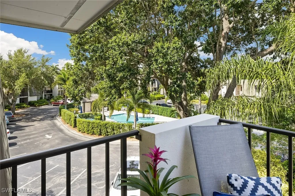 1538 Oyster Catcher Point Naples FL 34105