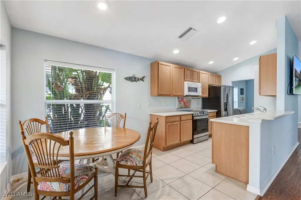 2664 Astwood Court Cape Coral FL 33991