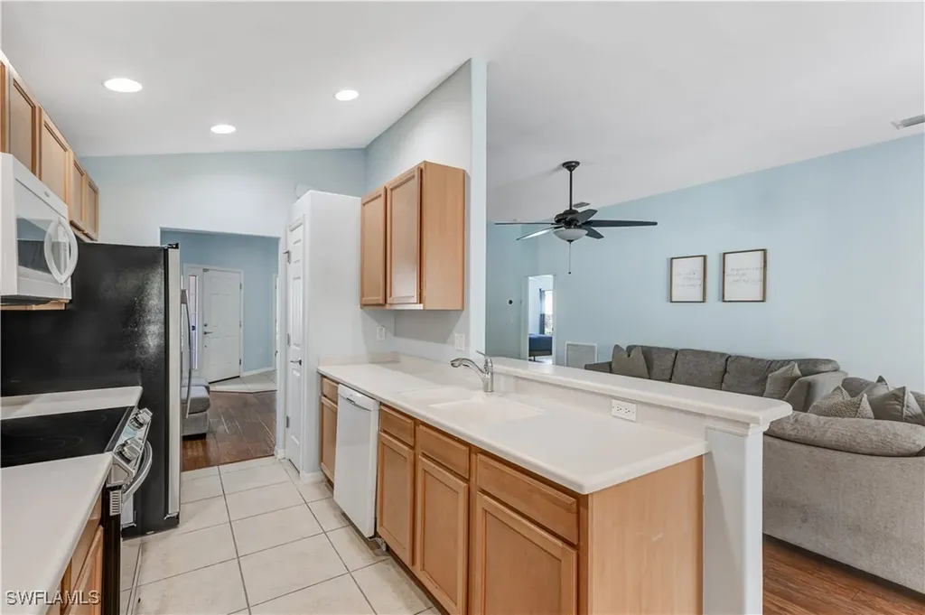 2664 Astwood Court Cape Coral FL 33991