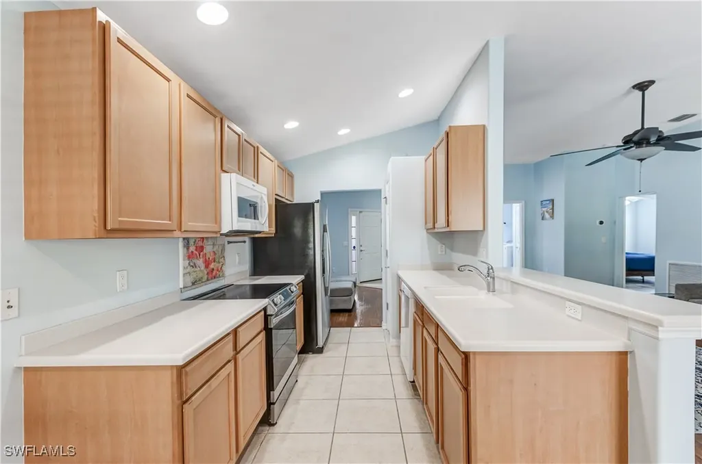 2664 Astwood Court Cape Coral FL 33991