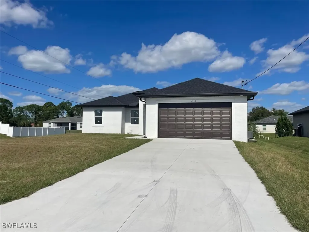 4118 4th Street SW Lehigh Acres FL 33976
