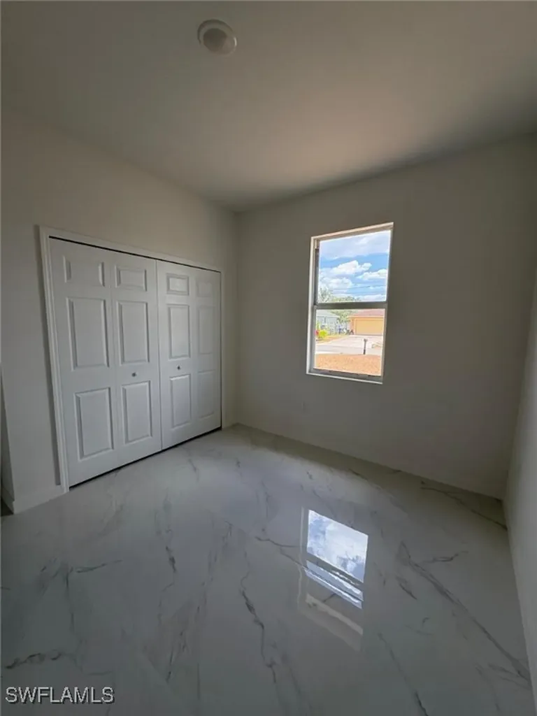 4118 4th Street SW Lehigh Acres FL 33976