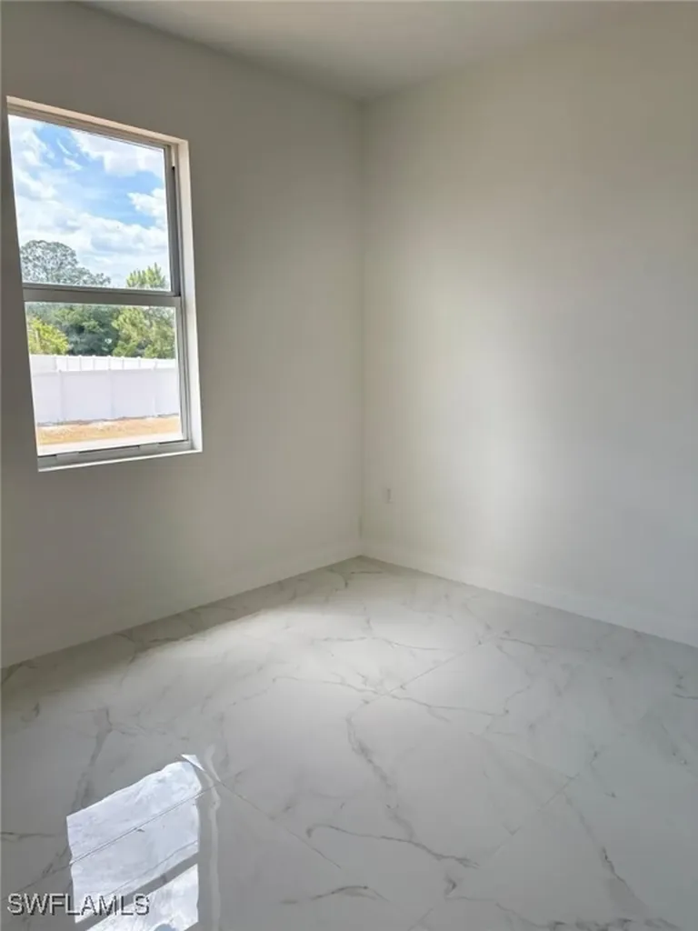 4118 4th Street SW Lehigh Acres FL 33976