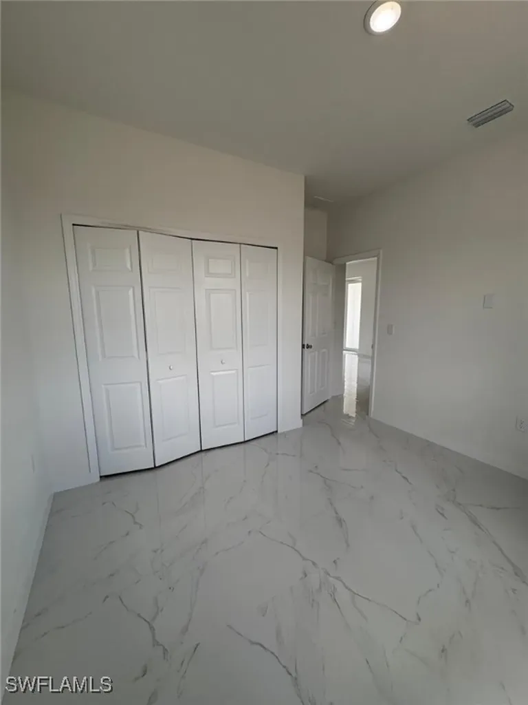 4118 4th Street SW Lehigh Acres FL 33976