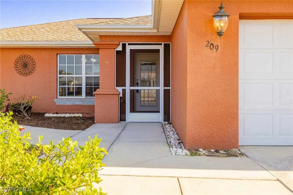 209 Magellan Street Fort Myers FL 33913
