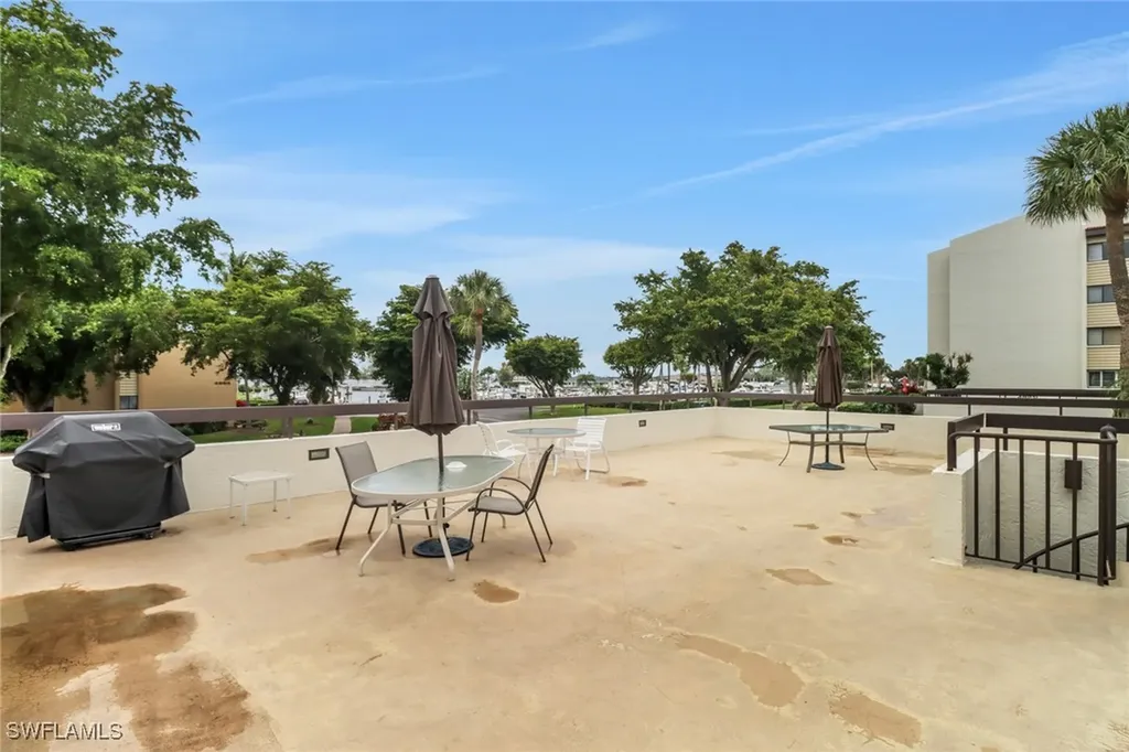 4811 S Landings Drive Fort Myers FL 33919
