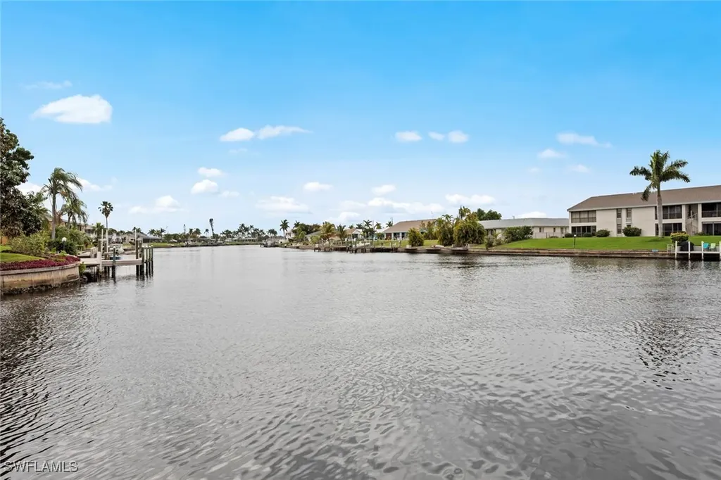 1206 SE 40th Street Cape Coral FL 33904