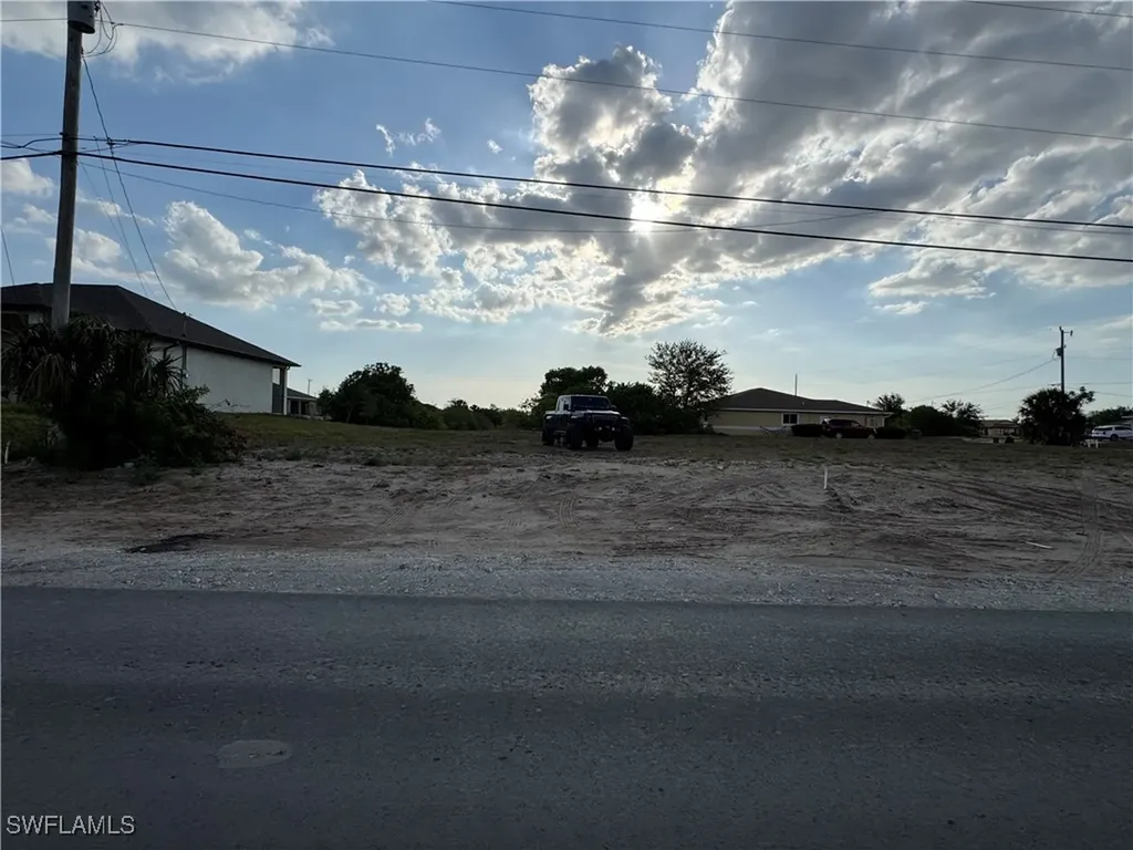 1528 NE 13th Avenue Cape Coral FL 33909