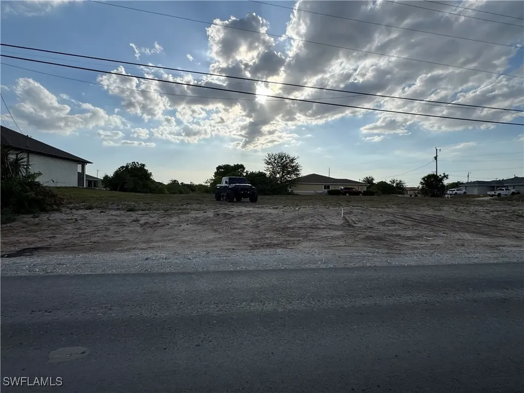 1528 NE 13th Avenue Cape Coral FL 33909