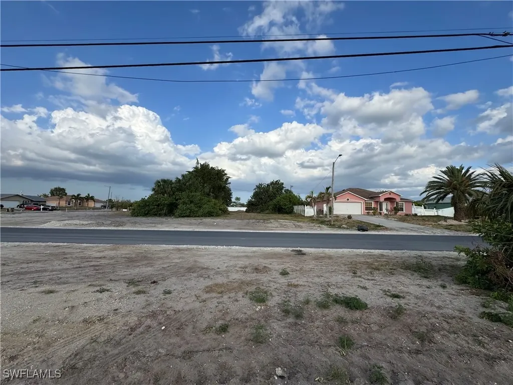 1528 NE 13th Avenue Cape Coral FL 33909