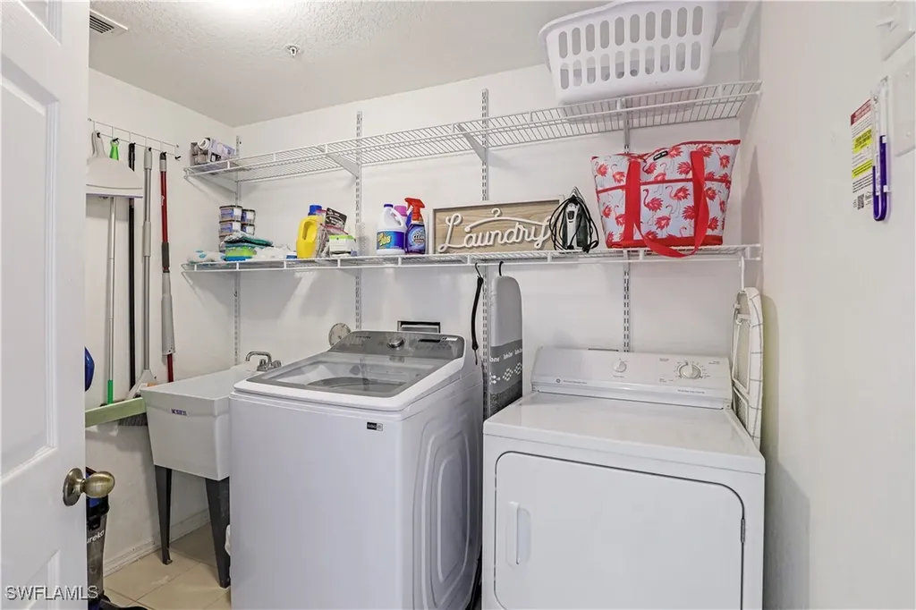 9022 Michael Circle Naples FL 34113