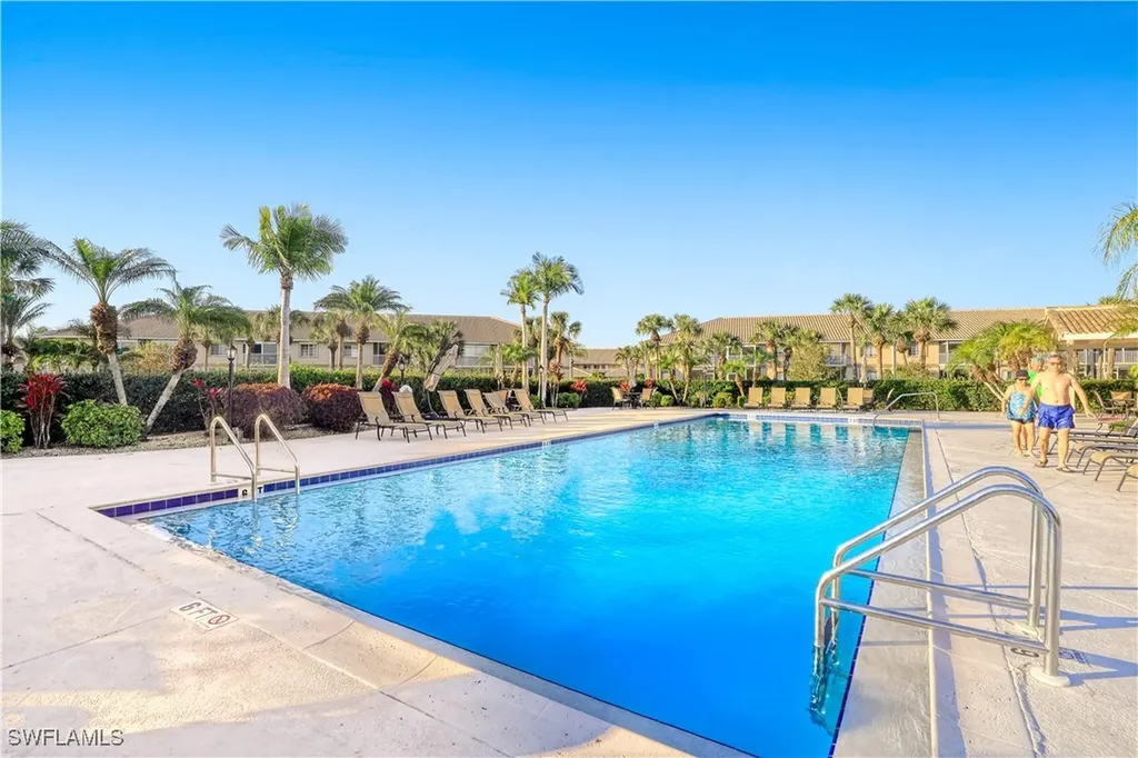 9022 Michael Circle Naples FL 34113