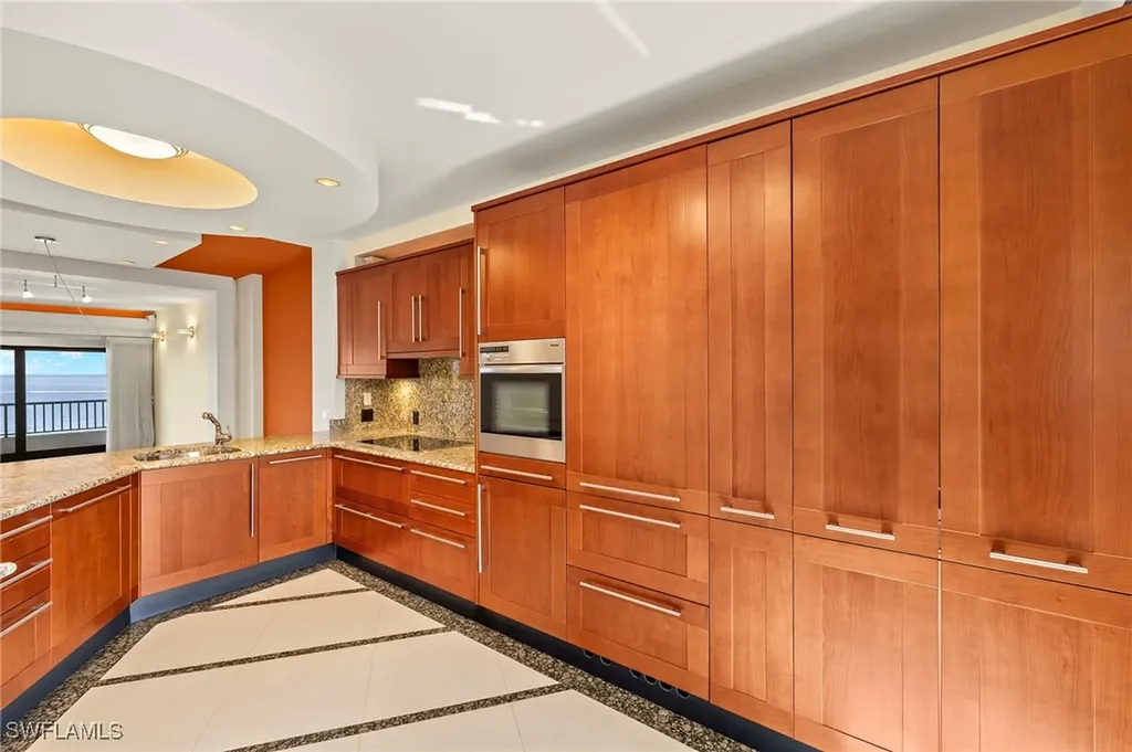 625 La Peninsula Boulevard Naples FL 34113