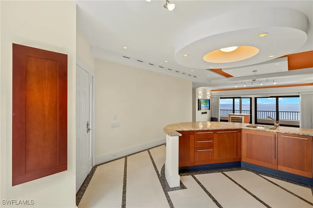 625 La Peninsula Boulevard Naples FL 34113