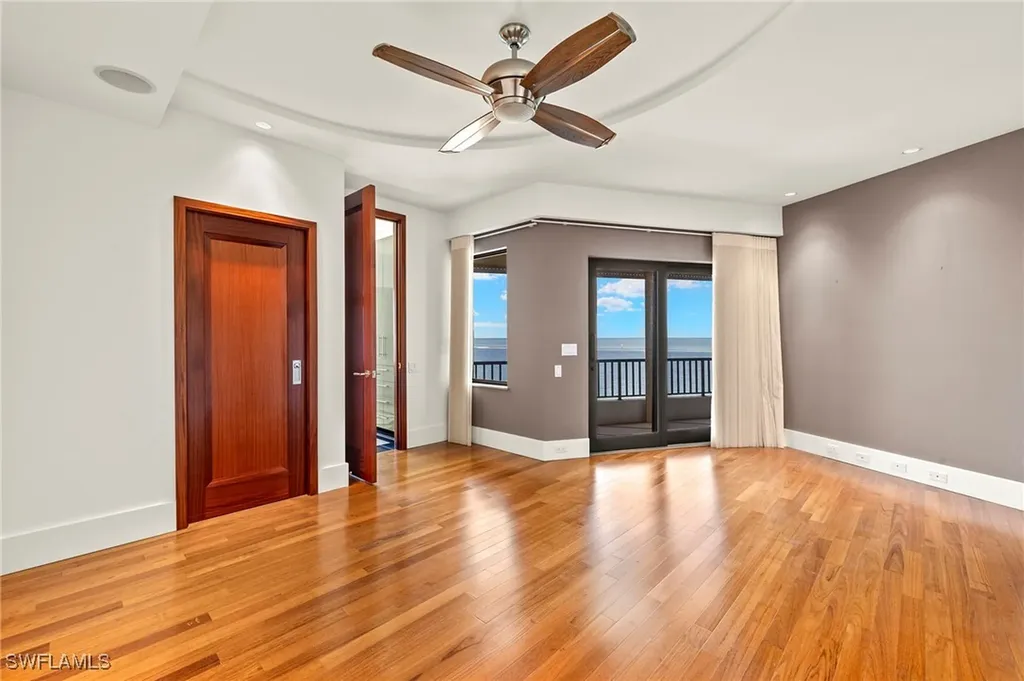625 La Peninsula Boulevard Naples FL 34113