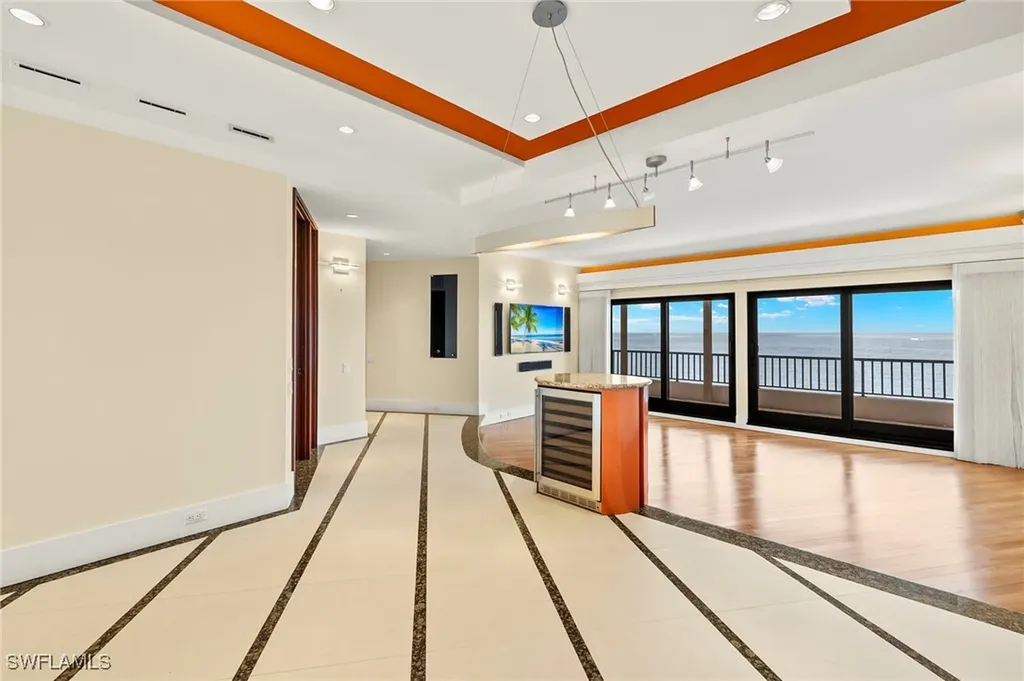 625 La Peninsula Boulevard Naples FL 34113