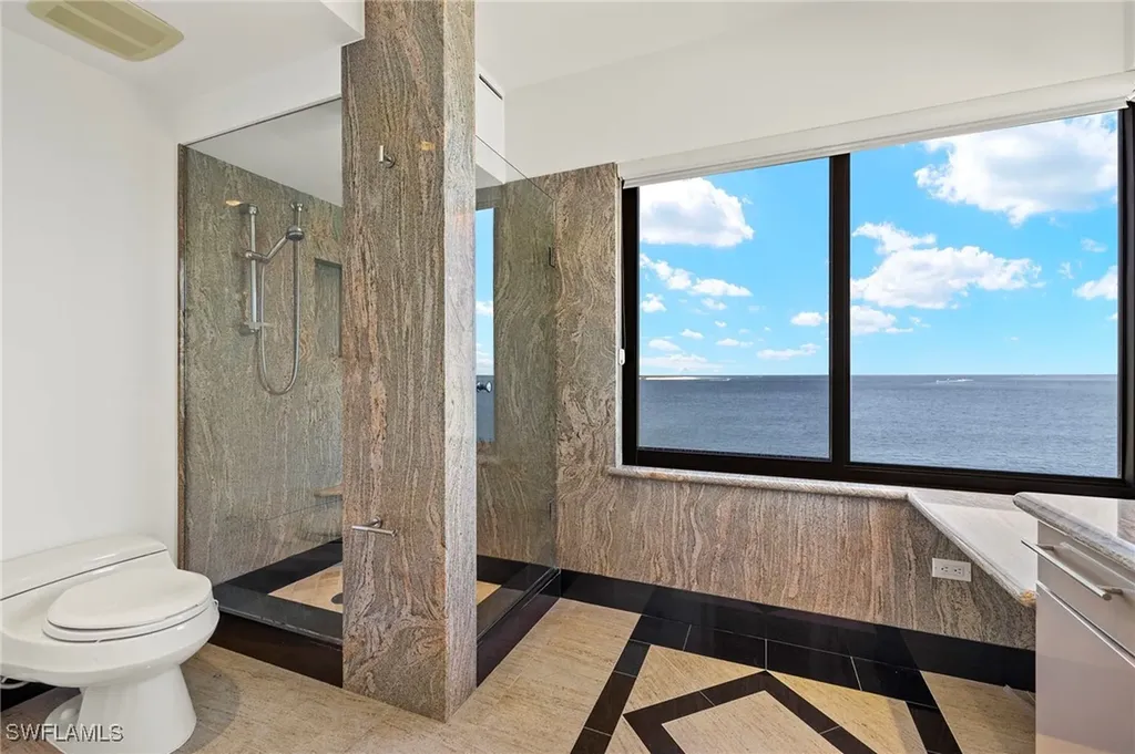 625 La Peninsula Boulevard Naples FL 34113