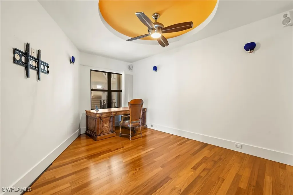 625 La Peninsula Boulevard Naples FL 34113