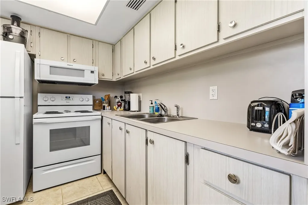 North Fort Myers FL 33903