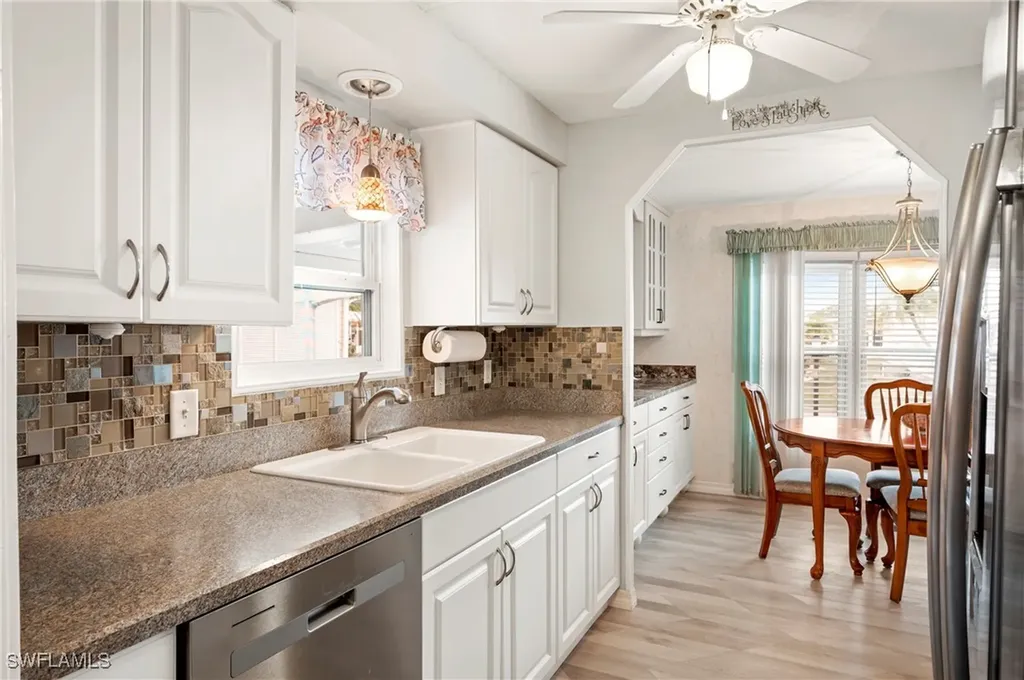 564 Hogan Drive North Fort Myers FL 33903