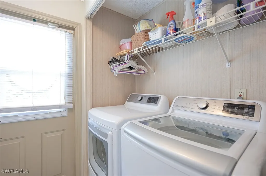 149 Kim Drive Naples FL 34104