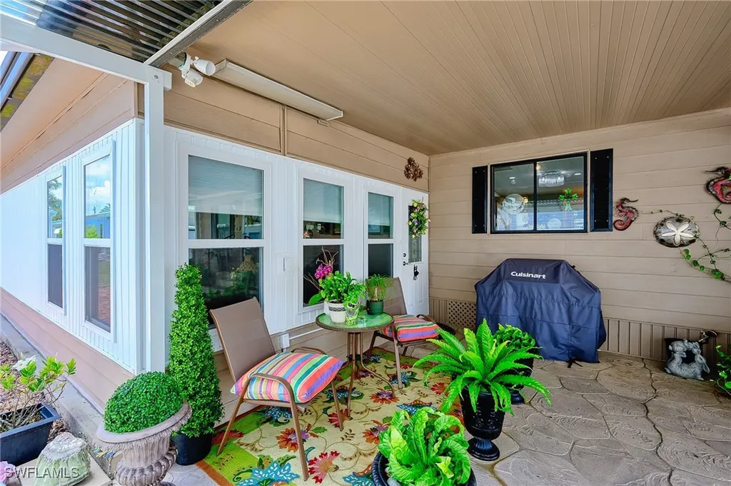 149 Kim Drive Naples FL 34104