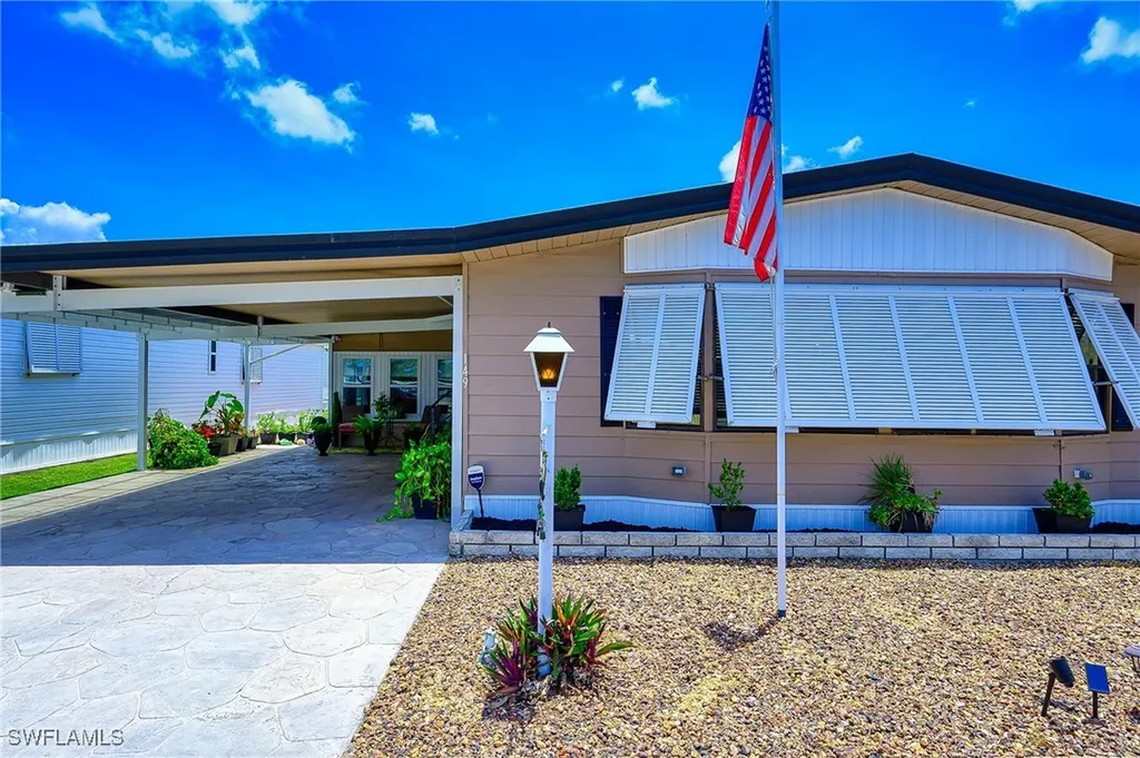 149 Kim Drive Naples FL 34104