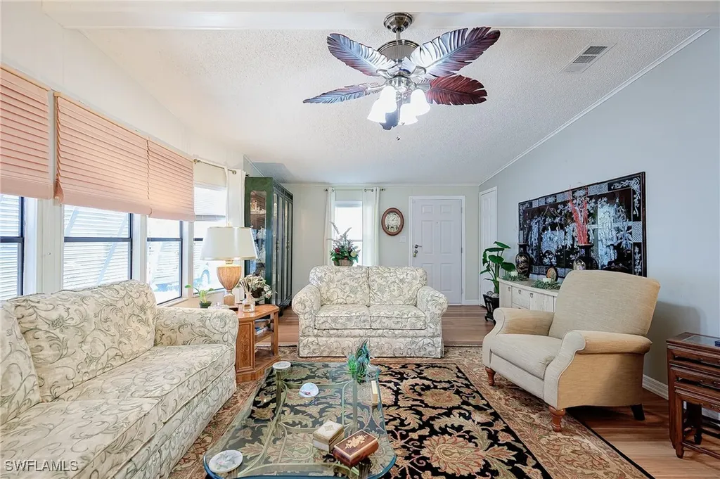 149 Kim Drive Naples FL 34104