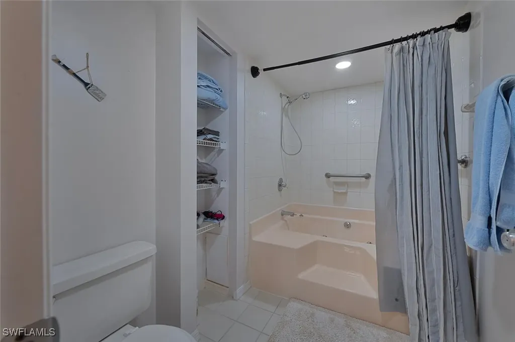 15161 Cedarwood Lane Naples FL 34110