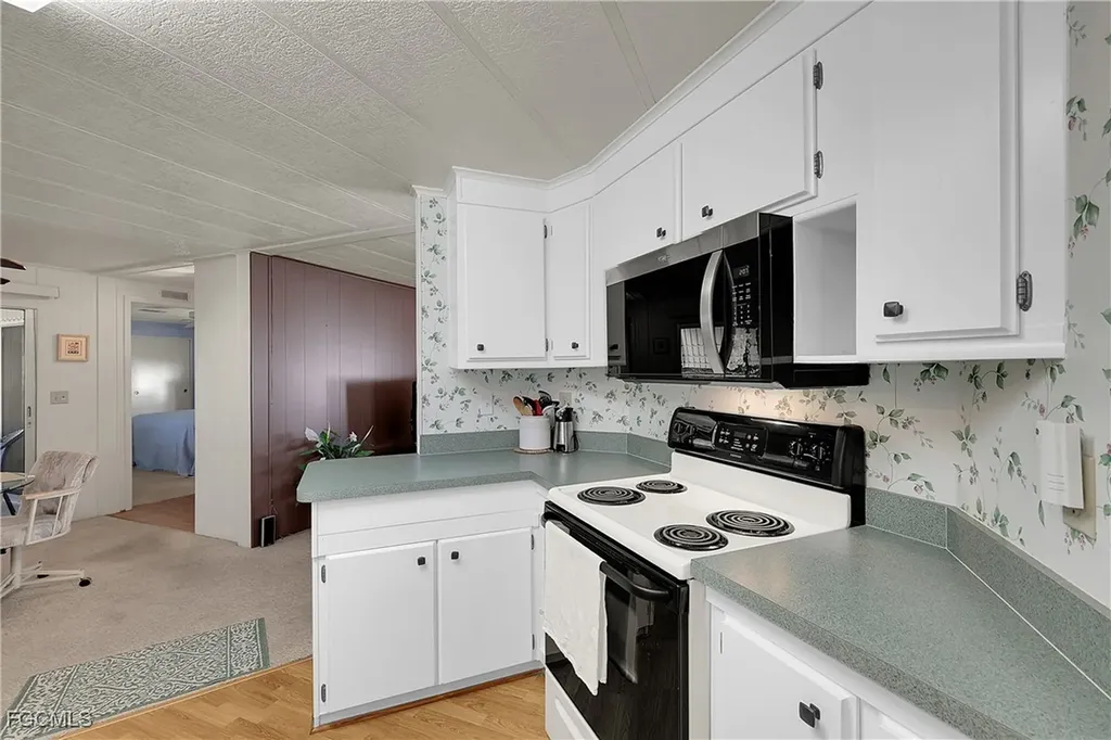 366 Middlecoff Court North Fort Myers FL 33903