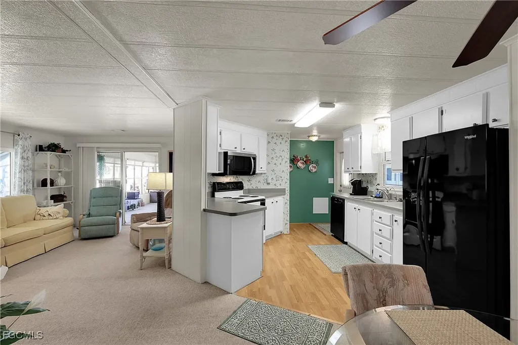 366 Middlecoff Court North Fort Myers FL 33903