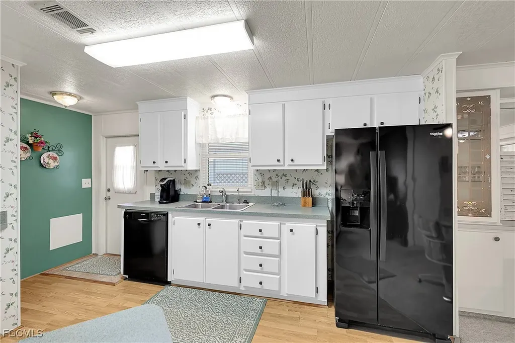 366 Middlecoff Court North Fort Myers FL 33903