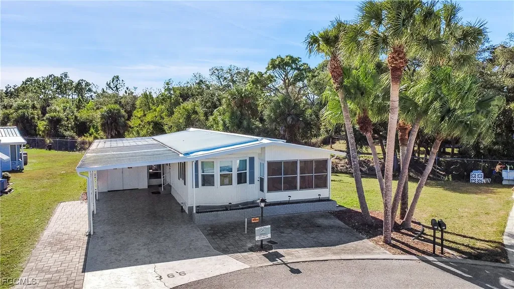 366 Middlecoff Court North Fort Myers FL 33903