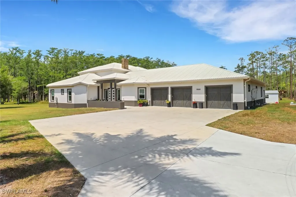 19640 Burgundy Farms Road Estero FL 33928