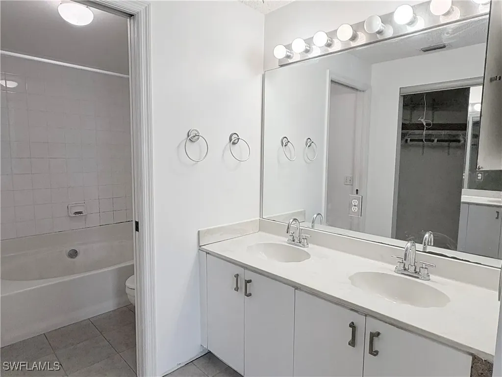 1096 Woodshire Lane Naples FL 34105