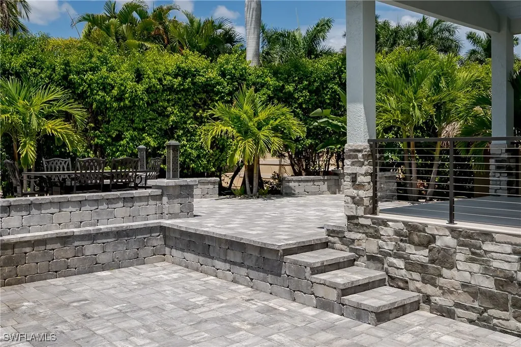 13613 Snapper Lane Naples FL 34114