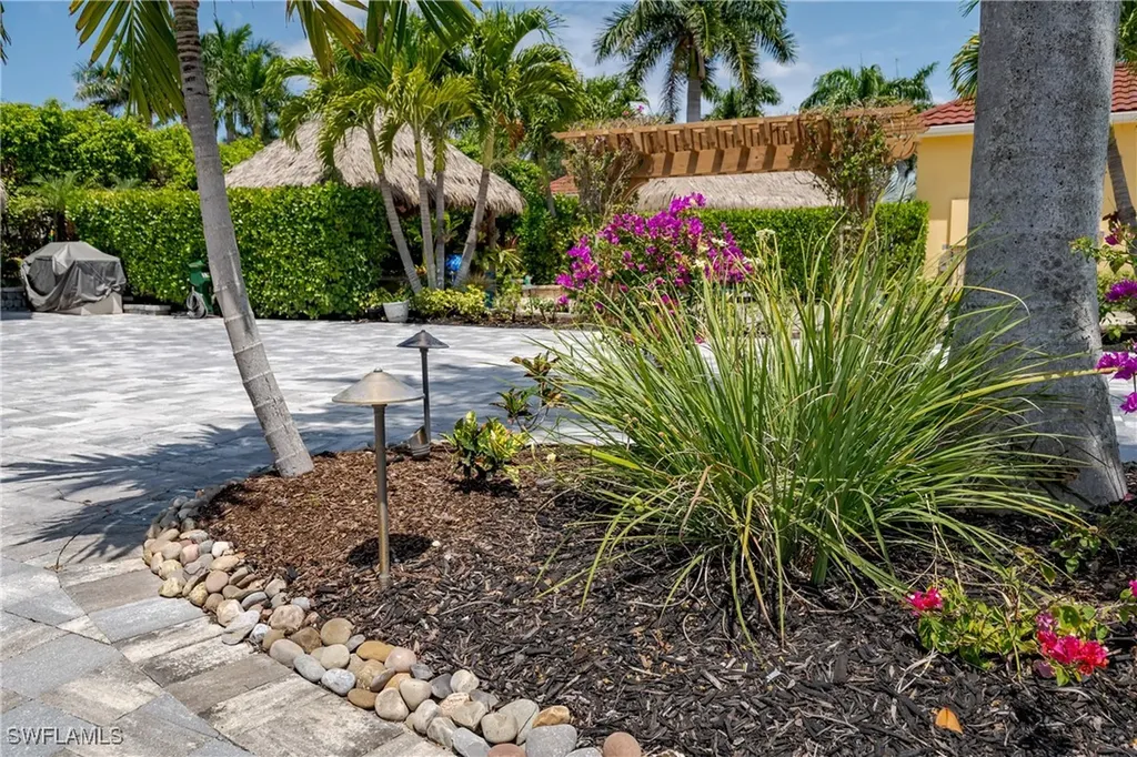 13613 Snapper Lane Naples FL 34114