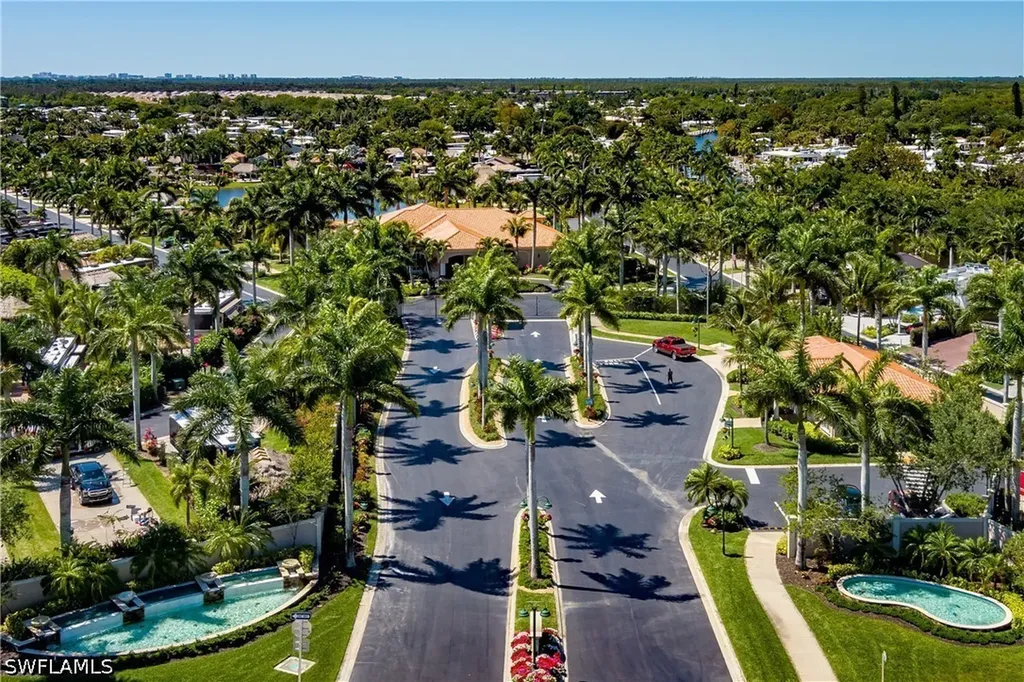 13613 Snapper Lane Naples FL 34114